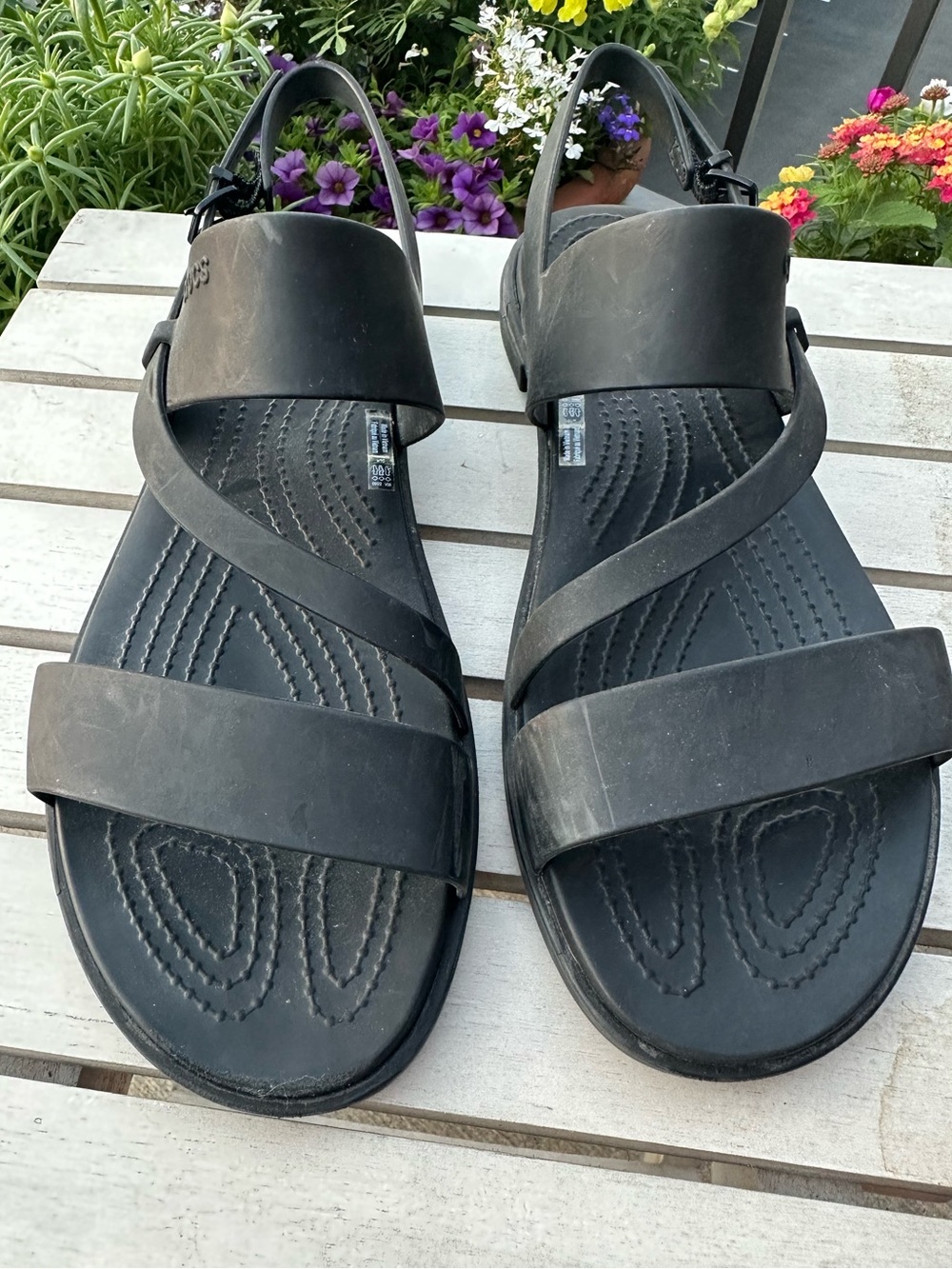 Crocs Women’s Tulum Strappy Sandals Flat Sandal - Picture 11 of 12